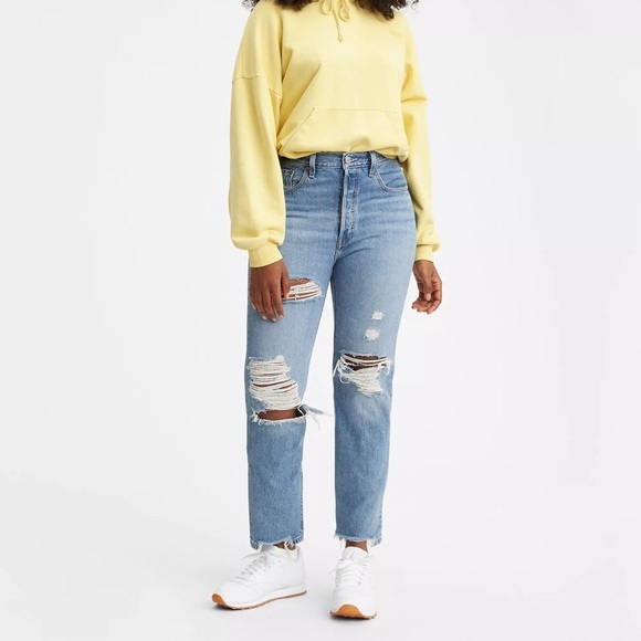 501® ORIGINAL FIT RIPPED WOMEN'S JEANS - Picture 1 of 11